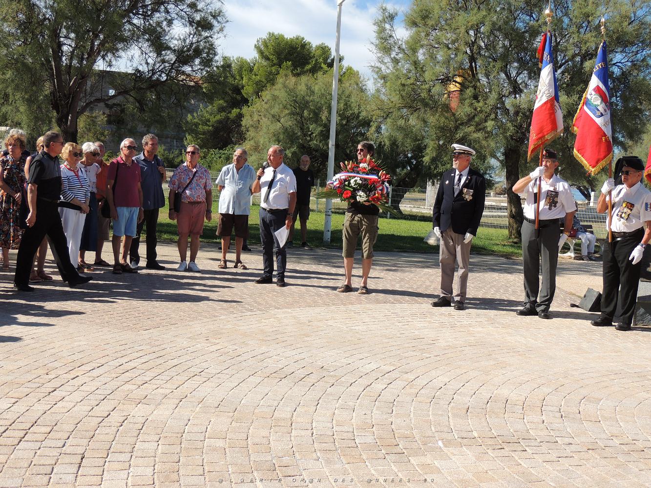 2022 08 21 TOULON HOMMAGE AUX MARINS DU SOUS MARIN LA GALATEE (11).JPG -           